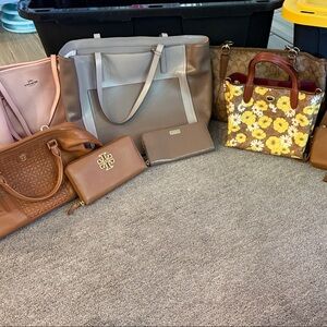 Bundle of totes and wallets